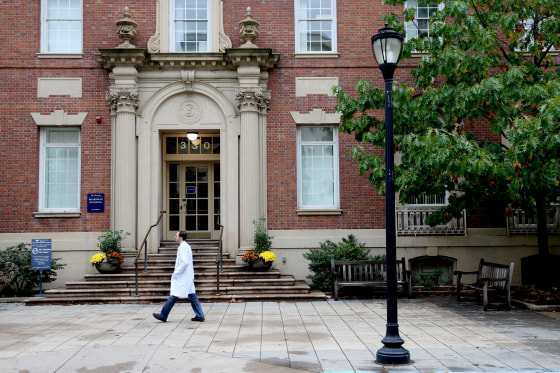 US - Ebola - Yale Student tested for Ebola Virus at New Haven Hospital