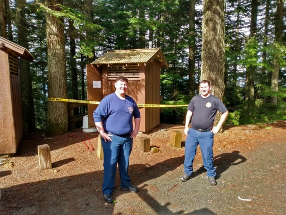 Firefighters on Mount Walker.