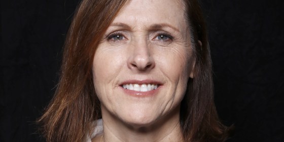 Molly Shannon recalls finding out her father was gay before his death