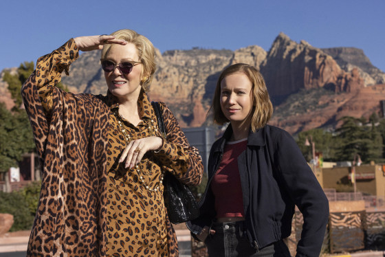Jean Smart and Hannah Einbinder in "Hacks."