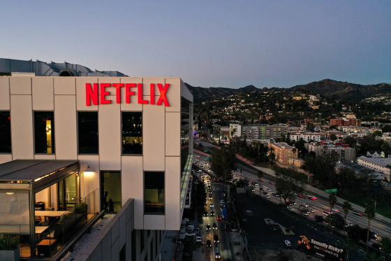 Image: The Netflix office building on January 20, 2022 in Hollywood, Calif.