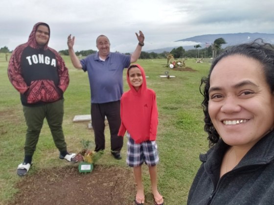 Teen Becomes Caretaker for Parents With Cancer