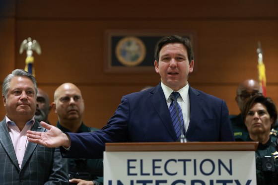Image: Florida Governor Ron DeSantis Holds News Conference In Fort Lauderdale