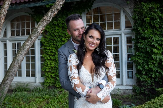 Nick Thompson and Danielle Ruhl in season two of "Love Is Blind."