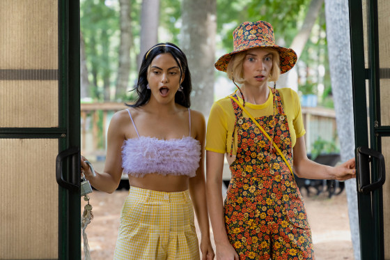 Image: Camila Mendes and Maya Hawke DO REVENGE