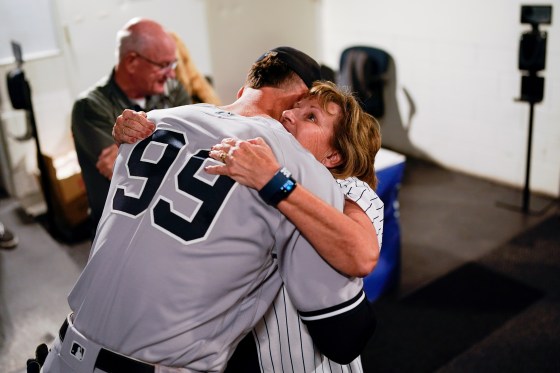 Aaron Judge's mom not happy Blue Jays intentionally walked son