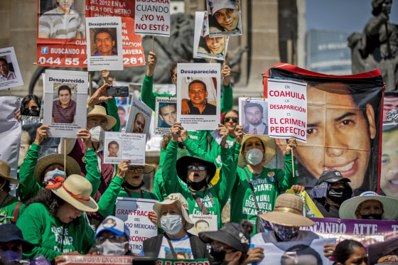 March for Mother's Day in Mexico