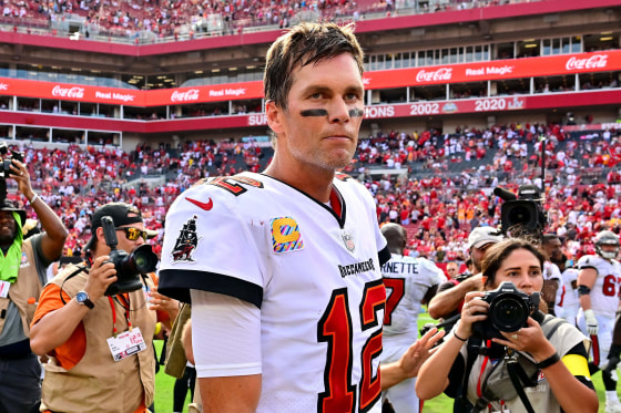 Tom Brady apologizes for his 'very poor choice of words' when comparing ...