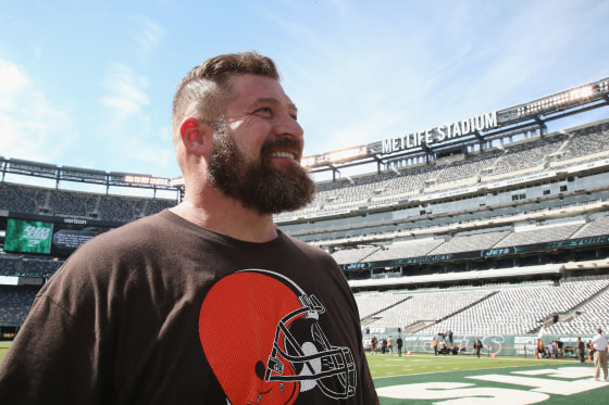 Brad William Henke, 'Orange Is the New Black' actor and former NFL ...