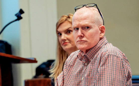 Alex Murdaugh sits with his legal team during a judicial hearing at Colleton County Courthouse in Walterboro, S.C.