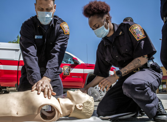 Doctors call on more people to learn CPR after Damar Hamlin’s cardiac arrest