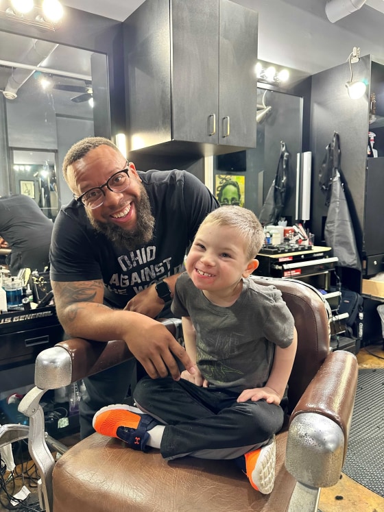 The story behind barber's creative way to give boy with autism a haircut -  Good Morning America