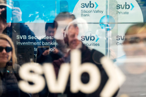 People outside Silicon Valley Bank headquarters.