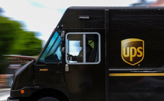 UPS workers vote to authorize strike while cheering unexpected progress ...