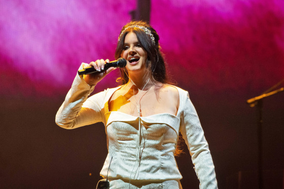 Lana Del Rey performs at Day 4 of Glastonbury Festival 2023 on June 24, 2023 in Glastonbury, England. 