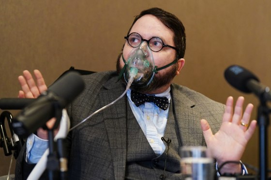 Scottish authorities sign extradition order for U.S. fugitive accused of faking his death