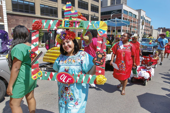 oarade latino festive topeka kansas