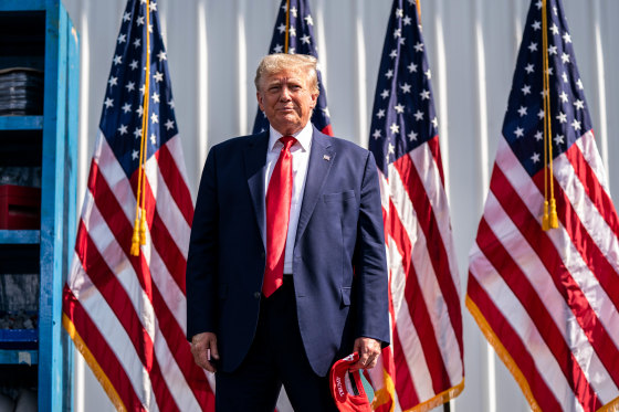 Image: Donald Trump Speaks In South Carolina As He Campaigns For President
