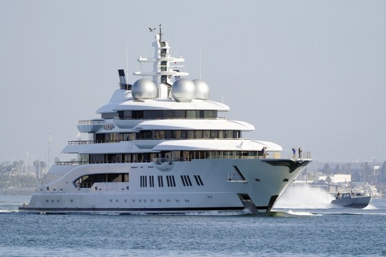 Super yacht Amadea