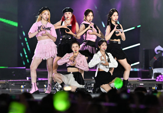 STAYC performs during the Dream Concert 