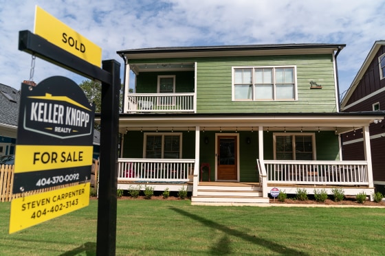 US Home Prices Climb For Fifth Month Amid Tight Inventory