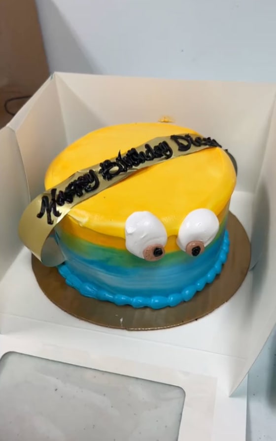 Minion Birthday Cake | Gloverly Cupcakes