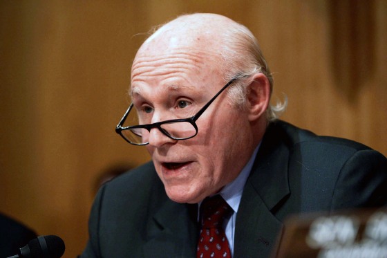 Wisconsin Sen. Herb Kohl makes a statement.