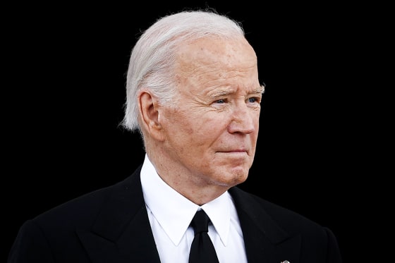 Biden seeks to close 'gun show loophole' to buy firearms