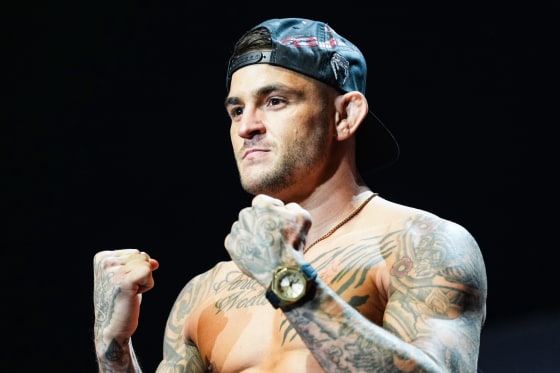 Dustin Poirier poses with two fists up
