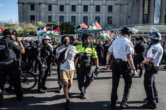 The NYPD detains people at the Brooklyn Museum.