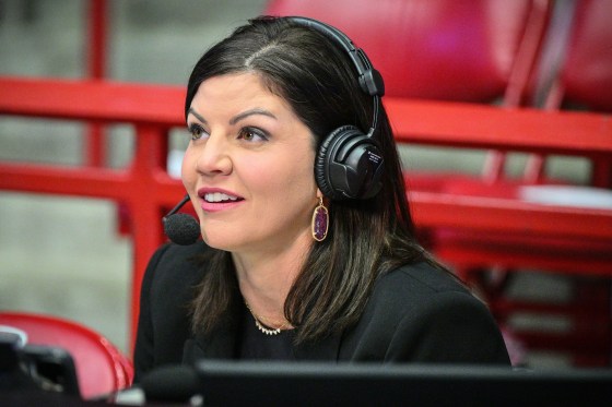 Play-by-play announcer Jenny Cavnar