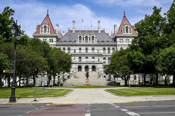 The New York Capitol.