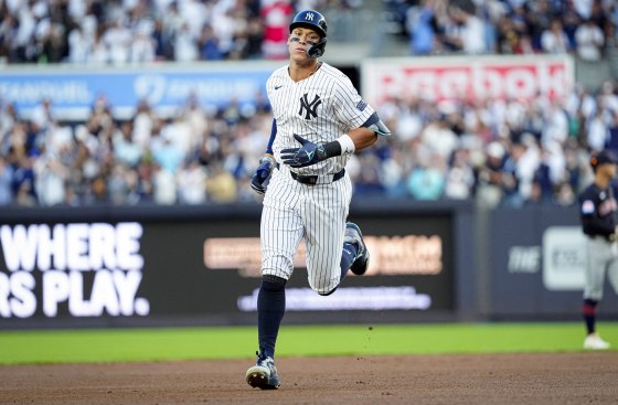 New York Yankees defend Aaron Judge after Little League coach slams slugger for ignoring kids