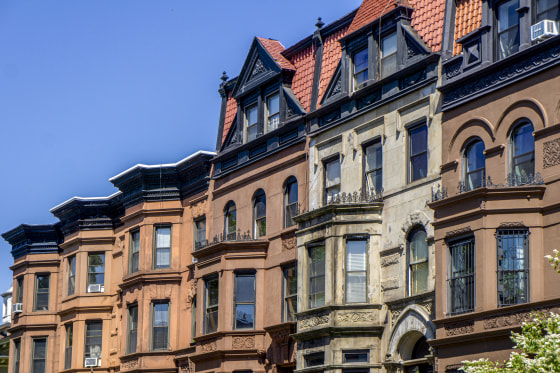 Row of brownstone houses.