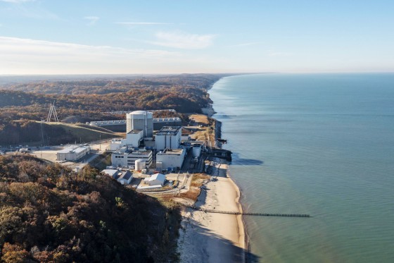 The Palisades nuclear power plant on the shore of Lake Michigan in 2017.