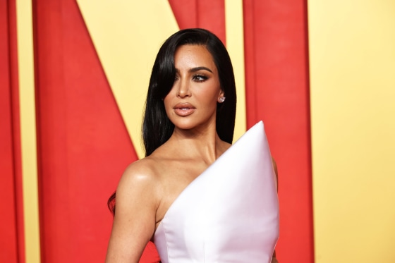 Kim Kardashian attends the 2024 Vanity Fair Oscar Party Hosted By Radhika Jones at Wallis Annenberg Center for the Performing Arts on March 10, 2024 in Beverly Hills, California. 