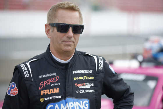 NASCAR star Greg Biffle delivers supplies by helicopter for stranded ...