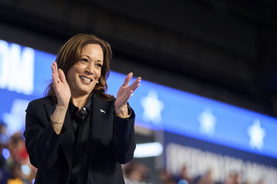 Kamala Harris' political operation crosses $1 billion raised for the 2024  election