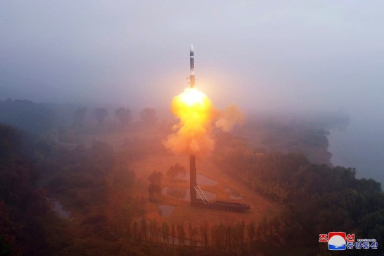 Image: north korea missle test fire test-fire