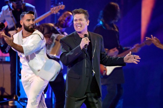 Image: The 25th Annual Latin GRAMMY Awards - Show Carlos Vives