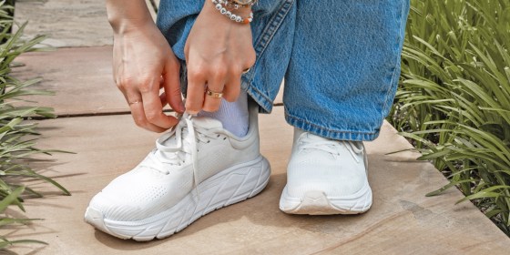 Best walking shoes for flat feet 2024 according to experts