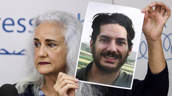 Debra Tice, mother of journalist Austin Tice, at a news conference in Beirut in 2017.