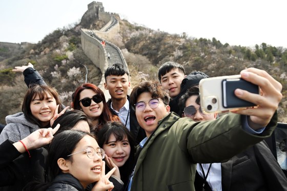 CHINA-BEIJING-MA YING-JEOU-TAIWAN YOUTH-GREAT WALL-VISIT (CN)