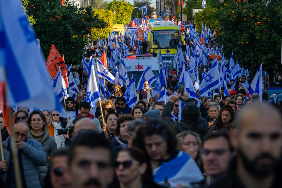 Israel receives bodies of four hostages, releases 600 prisoners