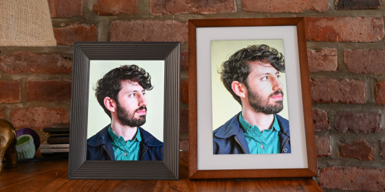 Aura and Skylight sent our staff samples of their digital photo frames for review.

