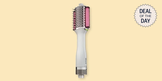  The Shark SmoothStyle uses precision airflow technology to dry and style your hair.