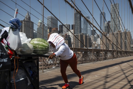 Heat Wave Weather brooklyn bridge fruit vendor