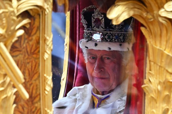 TOPSHOT-BRITAIN-ROYALS-CORONATION