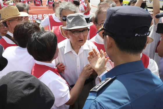 Koreas North Korean Soldier