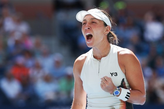 Jessica Pegula screams in celebration